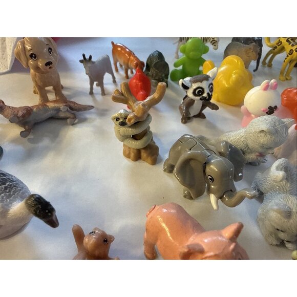 74 Lot mini Animal Toys Sharks Crab Frogs Turtles Farm Safari Fish Cats Dogs - Picture 5 of 16